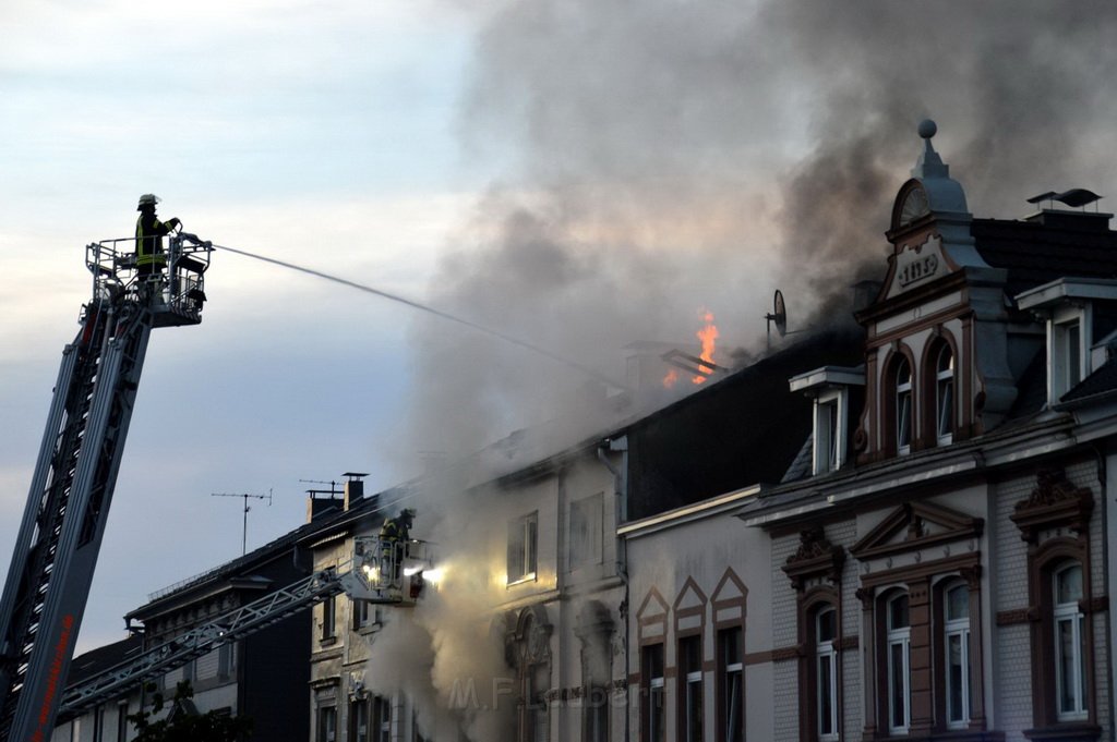 Feuer 5 Wermelskirchen Berlinerstr P03.JPG - .